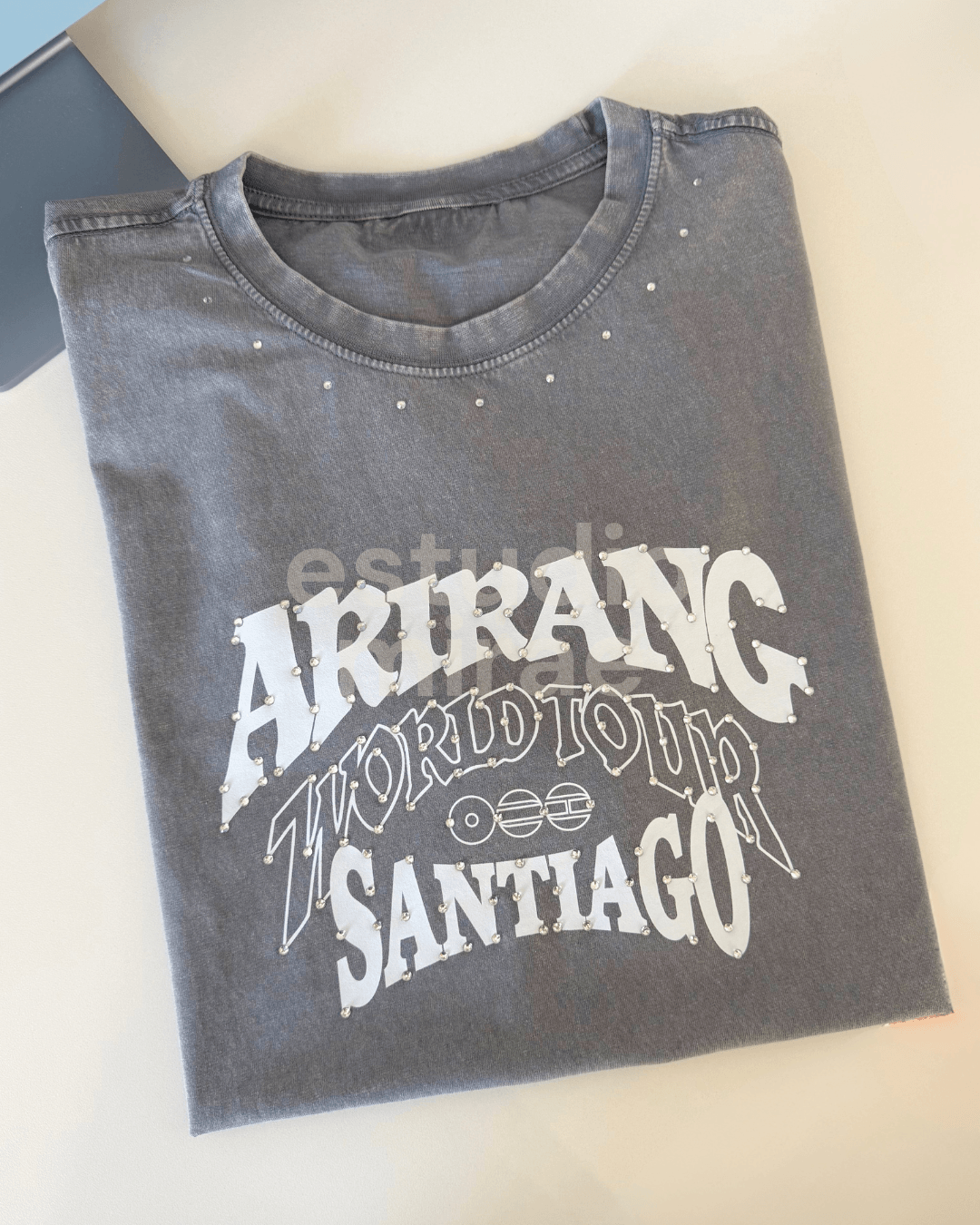 Polera Acid Wash Arirang World Tour SPARKLE EDITION - Imagen 2